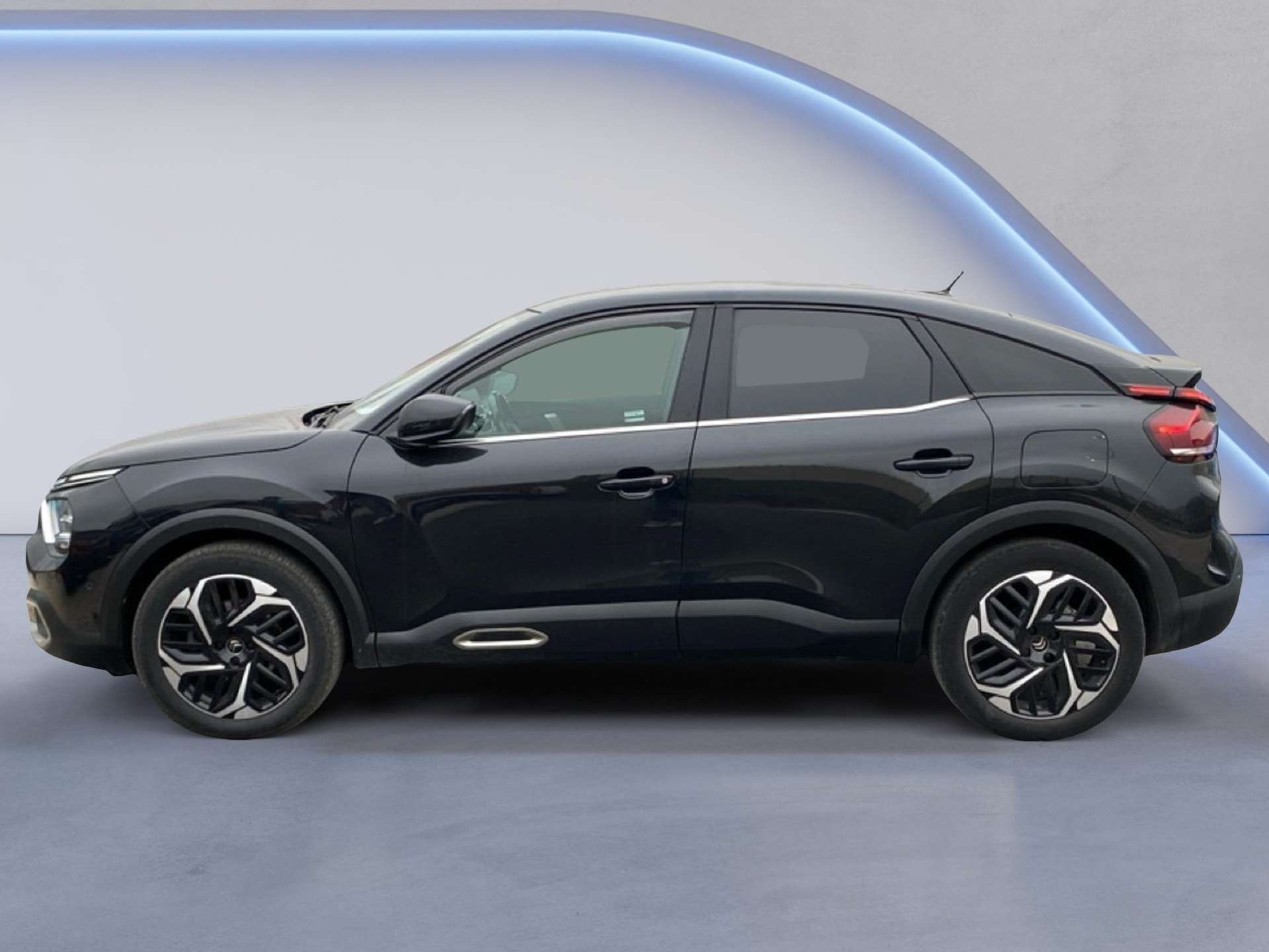 Citroen C4  III 2021 1.2 puretech Shine s&s 130cv eat8