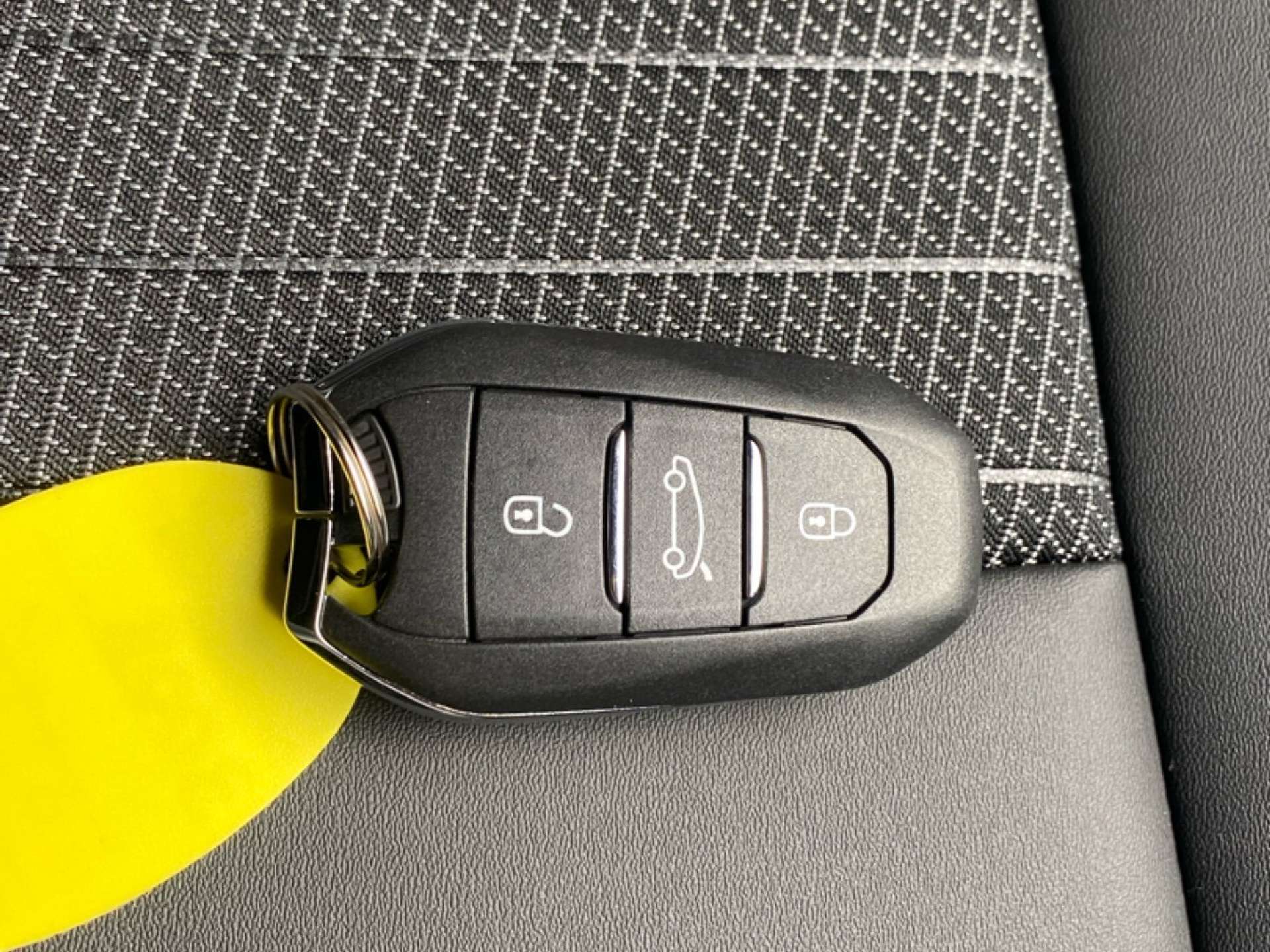 Peugeot 3008  Nuovo ALLURE – Hybrid 136 E-DCS6