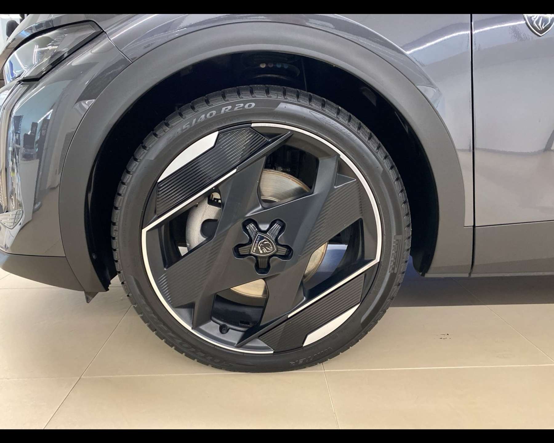 Peugeot 408  Nuova – Hybrid 225 e-EAT8 GT